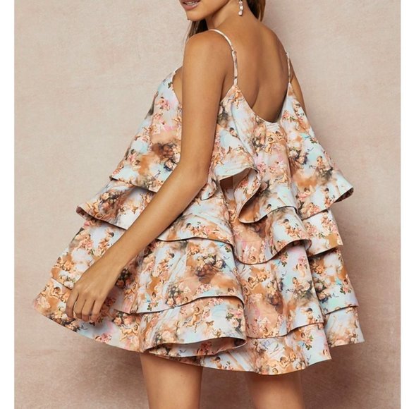 Couture Statement Maker! Figure & Floral Print Layer Hem Cami Mini Dress - Picture 3 of 7